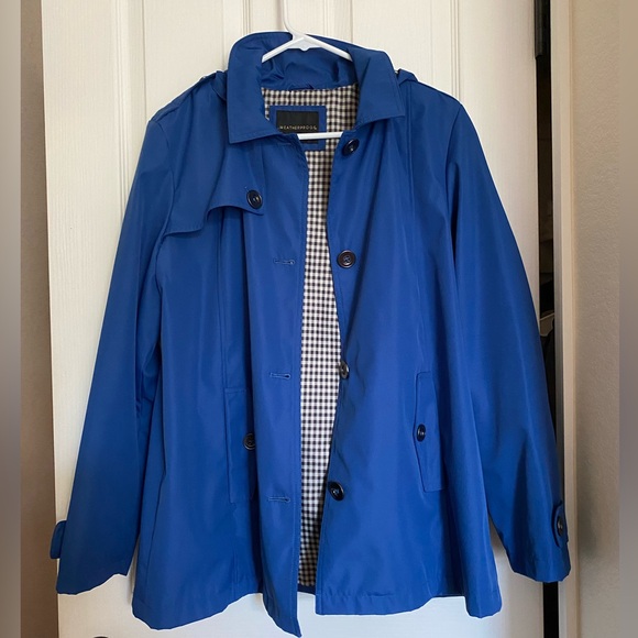 Like new Weatherproof rain jacket - Picture 5 of 7